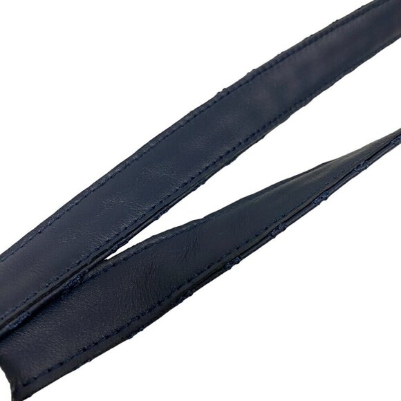 CHANEL Navy Logo - Picture 8 of 11